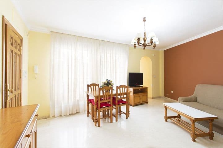 3 bedrooms apartment for rent in Albaicin, Spain - Image 4