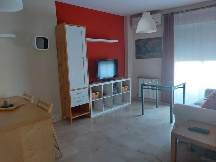 2 bedrooms apartment for rent in Vega de Granada, Spain - Image 4