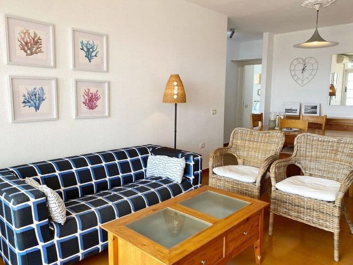 2 bedrooms apartment for rent in Candelaria, Spain - Image 3