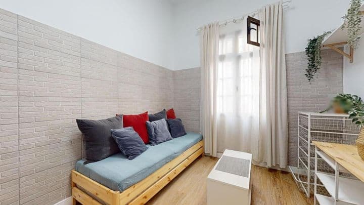 2 bedrooms apartment for sale in Centro, Spain - Image 5