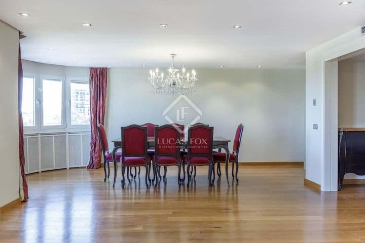 7 bedrooms apartment for rent in Valencia, Spain - Image 3