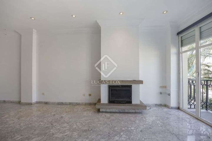 4 bedrooms apartment for rent in Valencia, Spain - Image 10