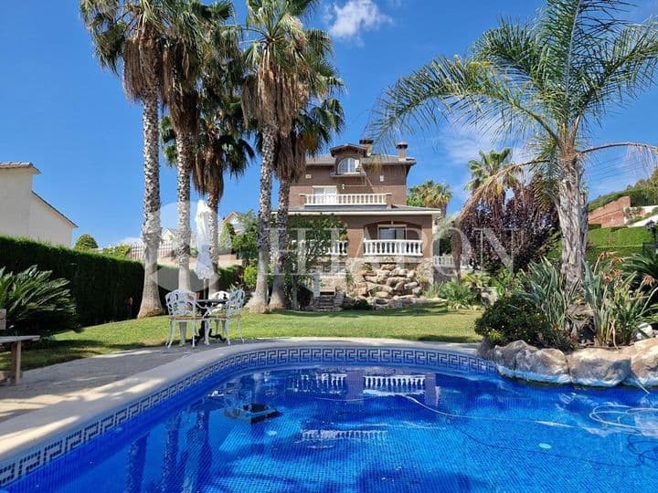 4 bedrooms house for sale in Badalona, Spain - Image 3