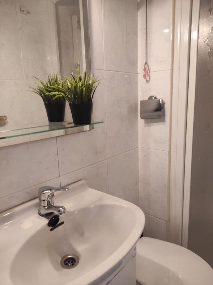 4 bedrooms apartment for sale in Oviedo, Spain - Image 12