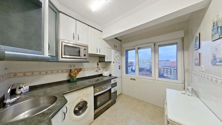 2 bedrooms apartment for rent in Gijon, Spain - Image 7