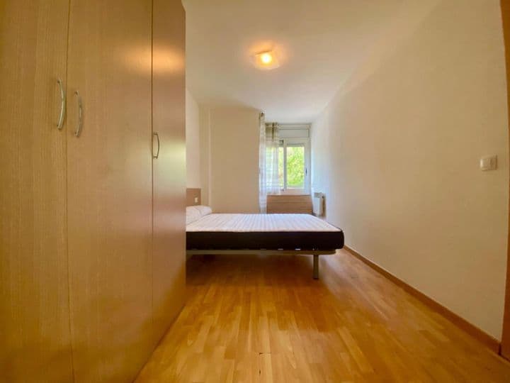 1 bedroom apartment for sale in Lleida, Spain - Image 11