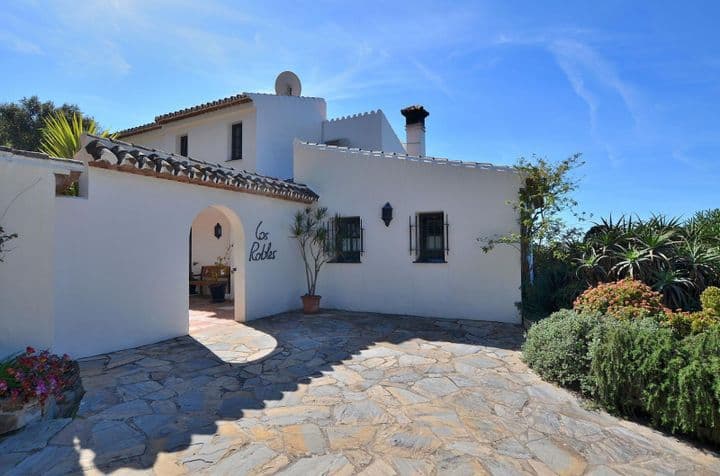 4 bedrooms house for sale in Casares, Spain - Image 6