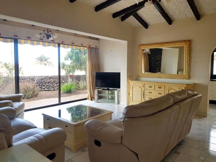 2 bedrooms house for sale in Adeje, Spain - Image 2