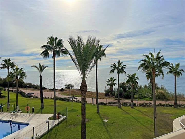 2 bedrooms apartment for sale in Estepona, Spain - Image 3