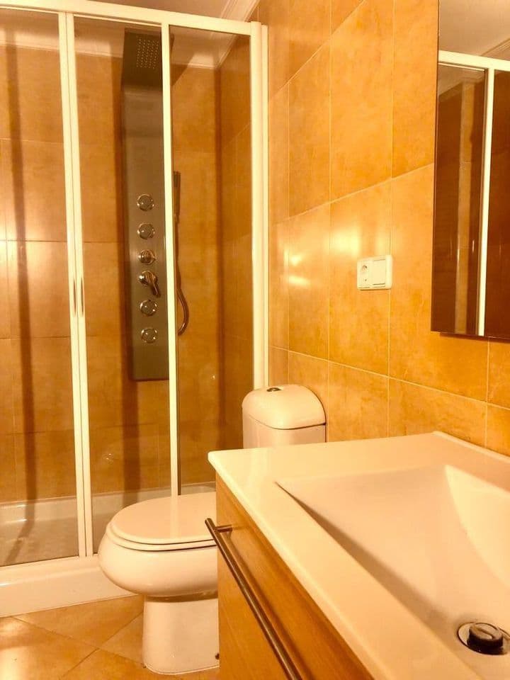 1 bedroom apartment for sale in Vigo, Spain - Image 8