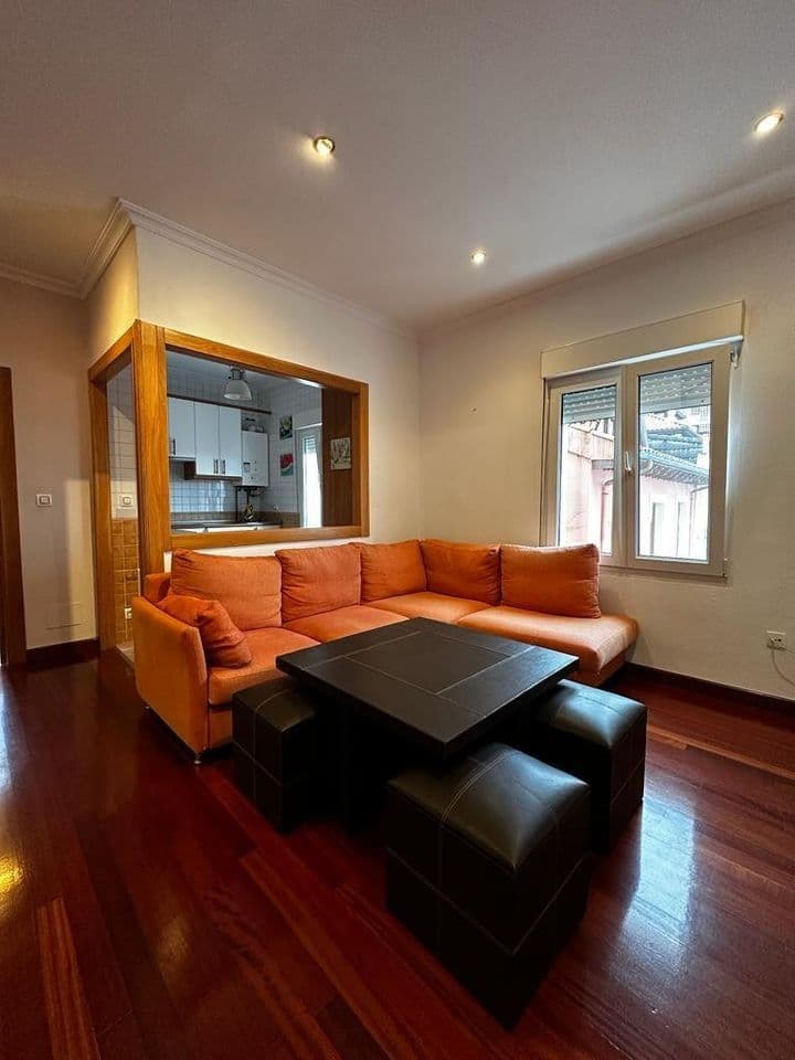 2 bedrooms apartment for rent in Santander, Spain - Image 5