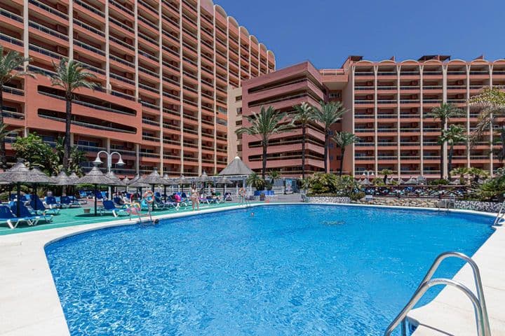 1 bedroom apartment for rent in Torrequebrada, Spain - Image 9