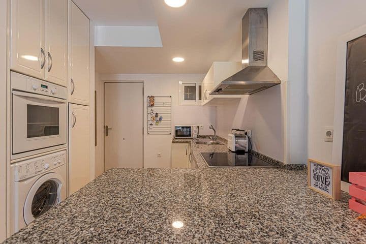 Apartment for rent in Parque de la Paloma, Spain - Image 7