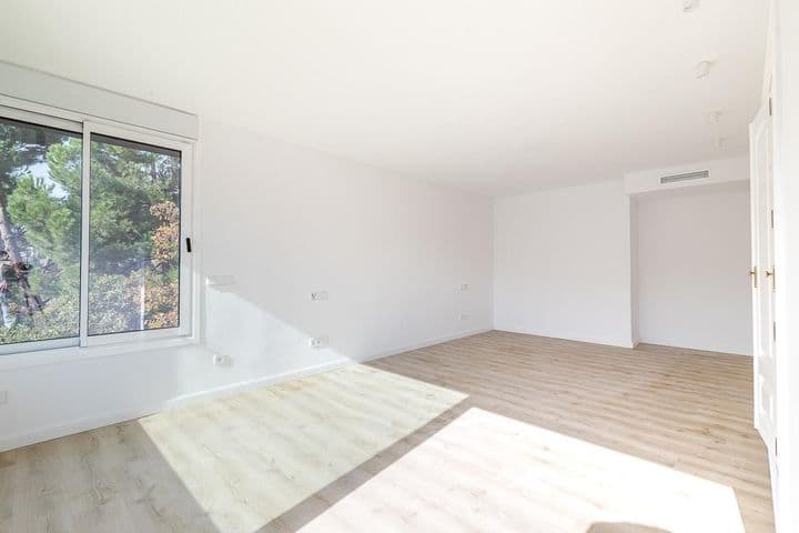 5 bedrooms apartment for rent in Alcobendas, Spain - Image 10