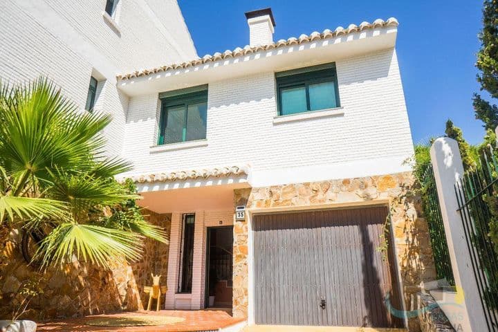 2 bedrooms house for rent in Benalmadena Pueblo, Spain - Image 2