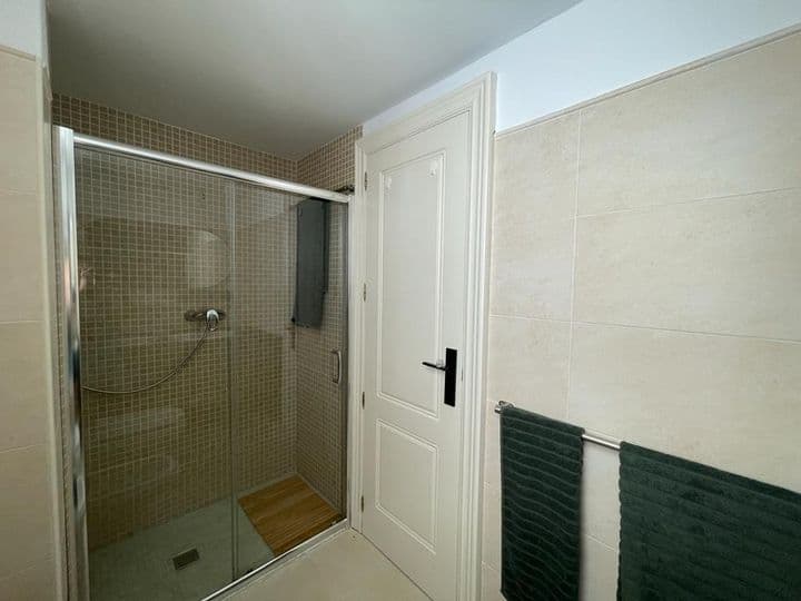 2 bedrooms apartment for rent in Motril, Spain - Image 10