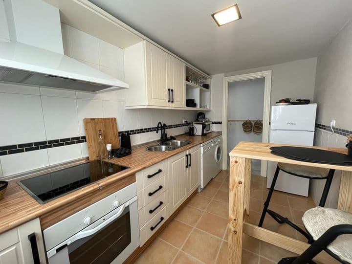 2 bedrooms apartment for rent in Motril, Spain - Image 5