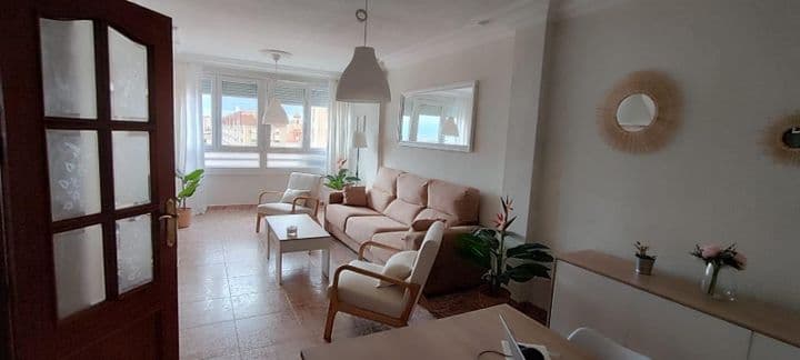 3 bedrooms apartment for rent in Malaga, Spain - Image 2