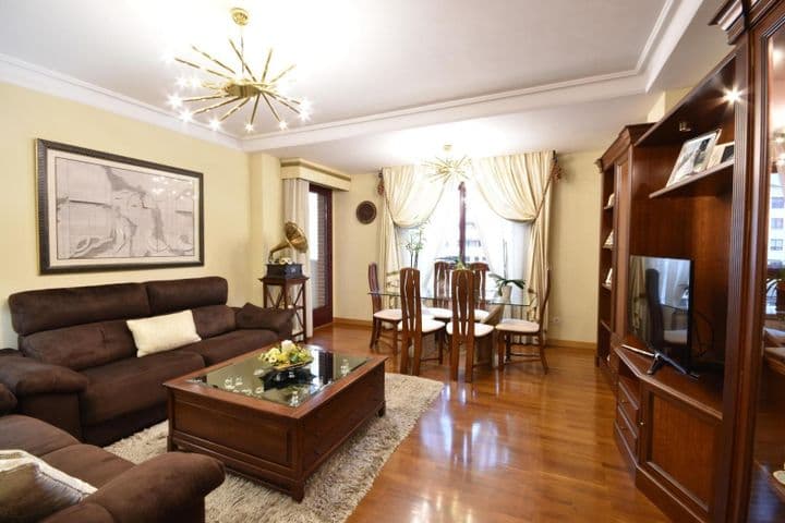 3 bedrooms apartment for sale in Valladolid, Spain - Image 4