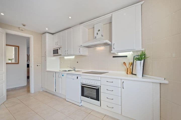 3 bedrooms apartment for sale in Elviria, Spain - Image 10