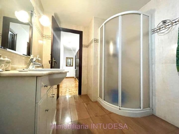 4 bedrooms apartment for rent in Tudela, Spain - Image 10