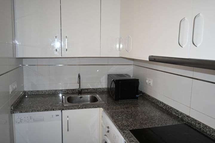 1 bedroom apartment for rent in Santander, Spain - Image 7