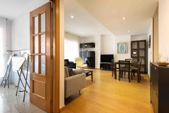 2 bedrooms apartment for rent in Centro, Spain - Image 9