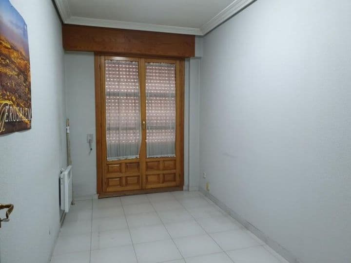 3 bedrooms apartment for sale in Valladolid, Spain - Image 10