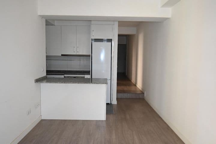 1 bedroom apartment for rent in Santander, Spain - Image 2