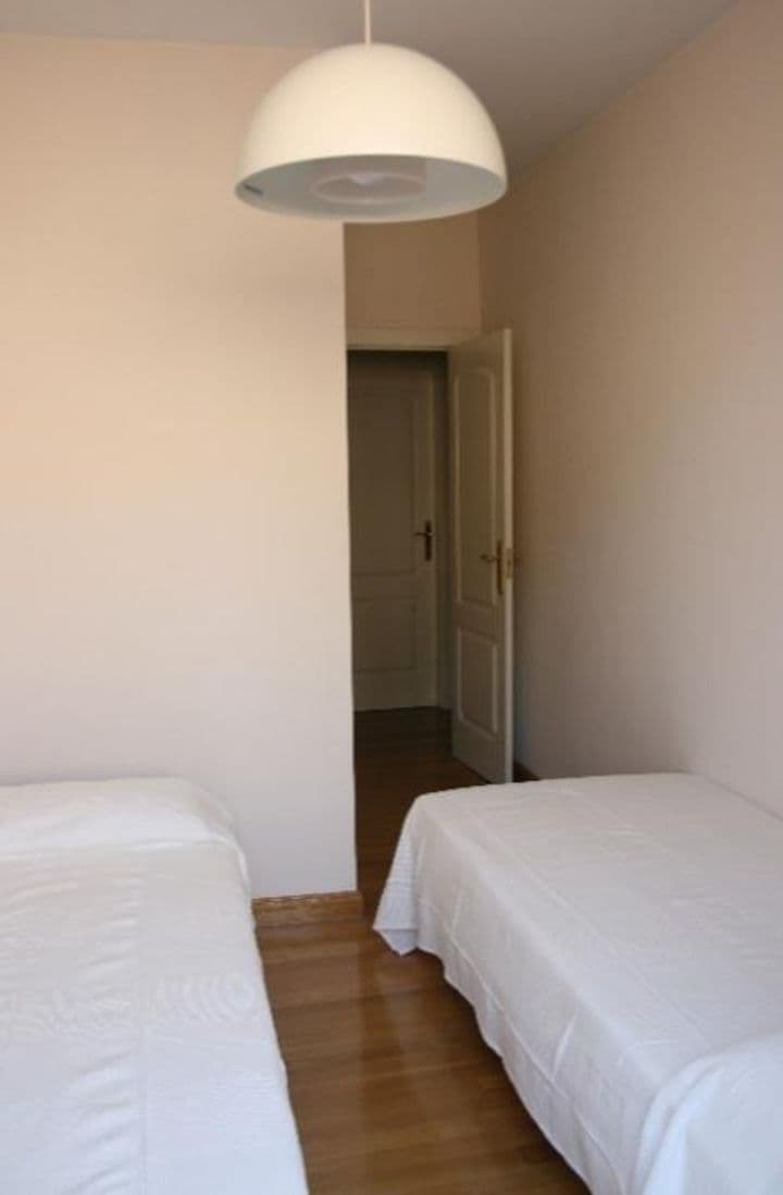 2 bedrooms apartment for rent in San Matias-Realejo, Spain - Image 6