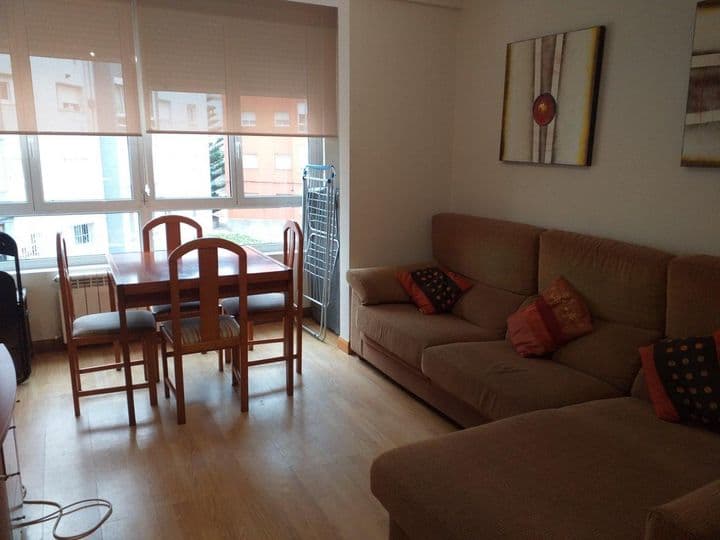 2 bedrooms apartment for rent in Santander, Spain - Image 2