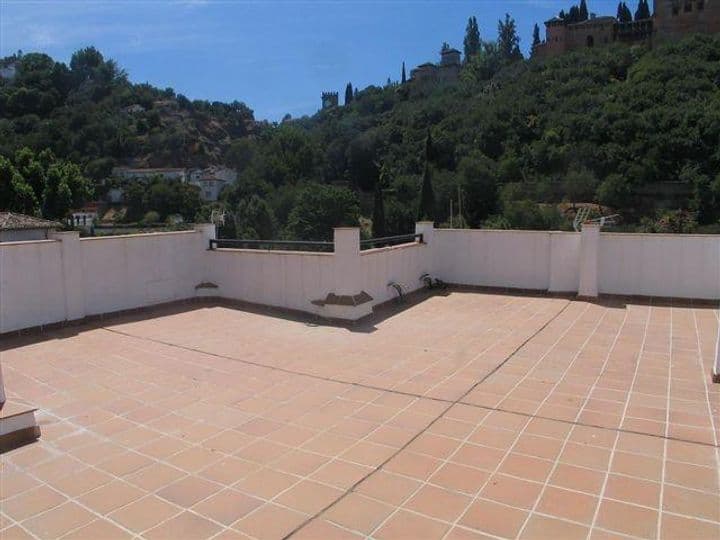 2 bedrooms apartment for rent in Albaicin, Spain - Image 2