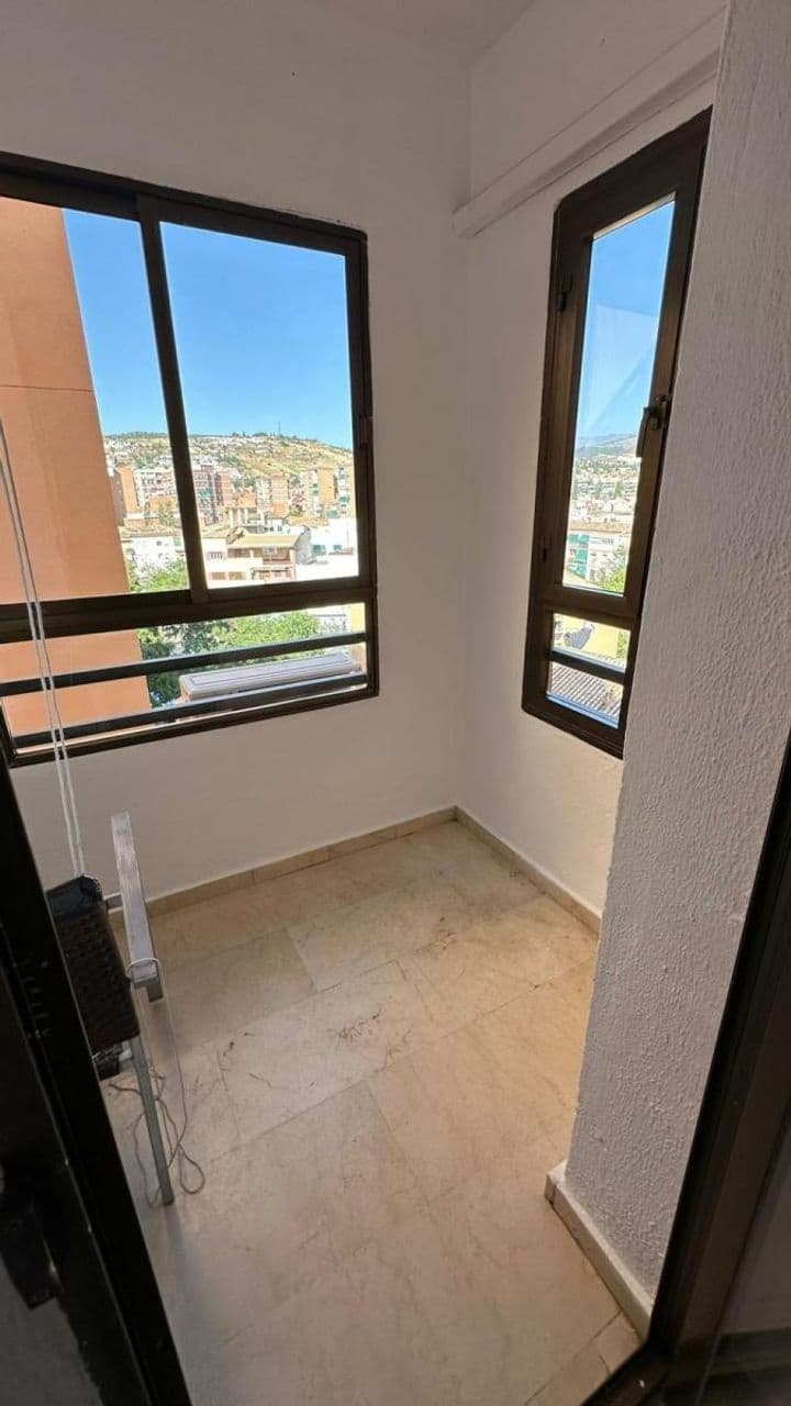 4 bedrooms apartment for rent in Zaidin, Spain - Image 11