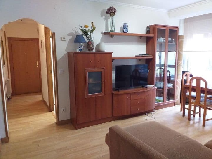 2 bedrooms apartment for rent in Santander, Spain - Image 4