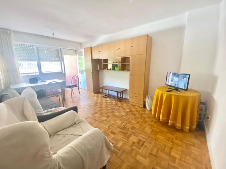 4 bedrooms apartment for rent in Vigo, Spain - Image 5