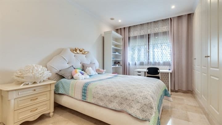 3 bedrooms apartment for sale in Marbella, Spain - Image 9