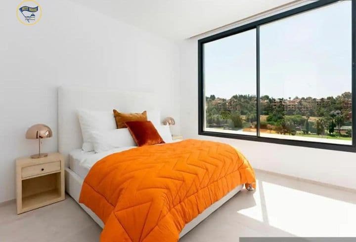 5 bedrooms house for rent in Estepona, Spain - Image 12