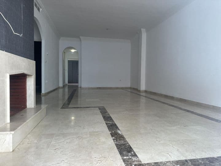 2 bedrooms apartment for sale in Nueva Andalucia, Spain - Image 9