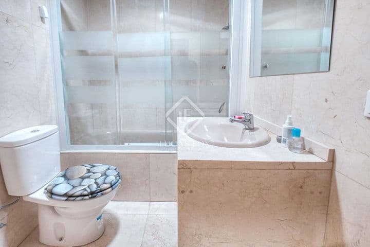 4 bedrooms apartment for sale in Madrid, Spain - Image 10