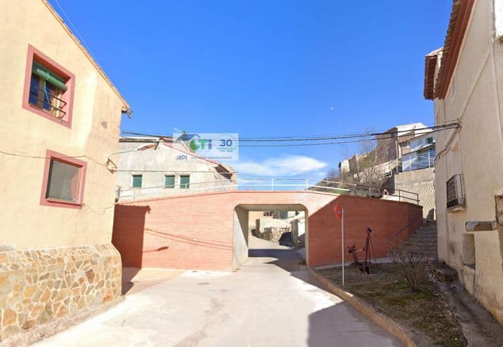 House for sale in Zaragoza, Spain - Image 4