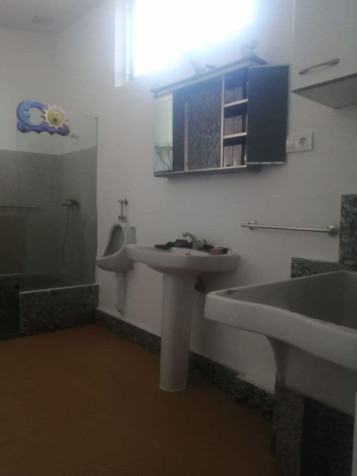 1 bedroom apartment for rent in Pontevedra, Spain - Image 7