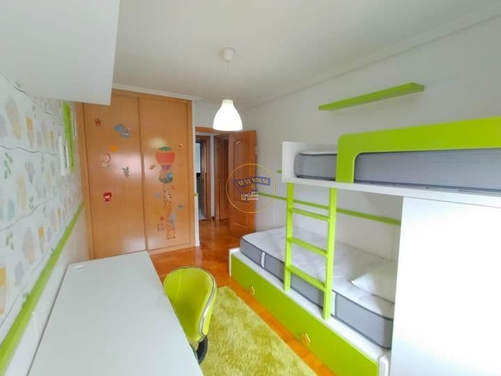 2 bedrooms apartment for rent in Vigo, Spain - Image 8