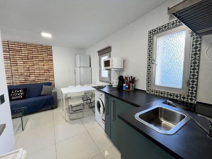 1 bedroom apartment for sale in Marbella, Spain - Image 2