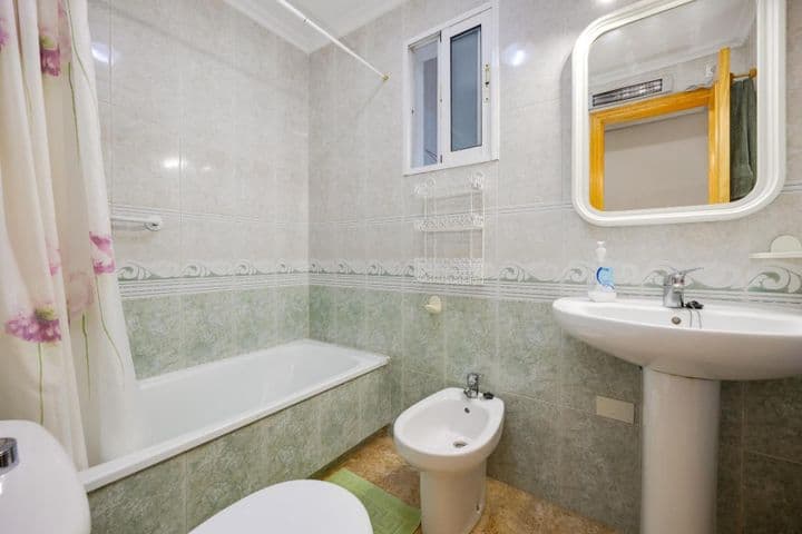 1 bedroom apartment for sale in El Acequion - Los Naufragos, Spain - Image 10