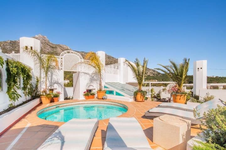 4 bedrooms house for sale in Marbella, Spain - Image 4