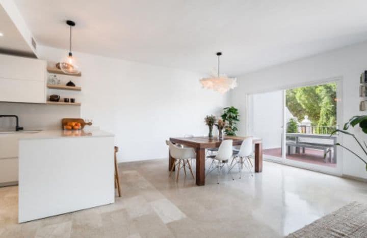 4 bedrooms house for sale in Marbella, Spain - Image 12