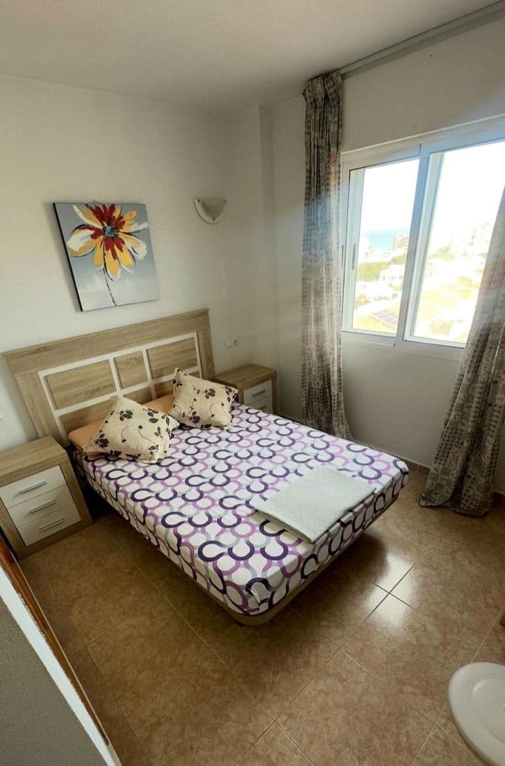 2 bedrooms apartment for rent in La Mata, Spain - Image 10