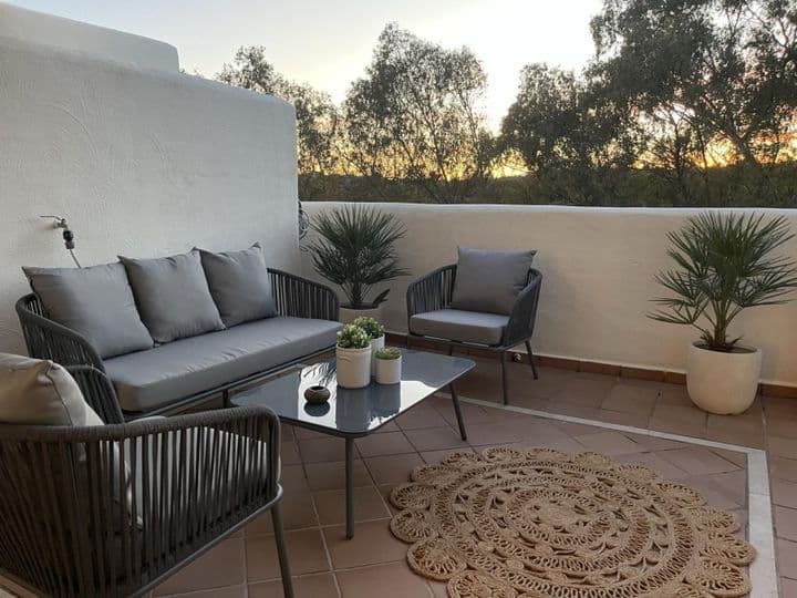 2 bedrooms apartment for rent in Marbella, Spain - Image 4