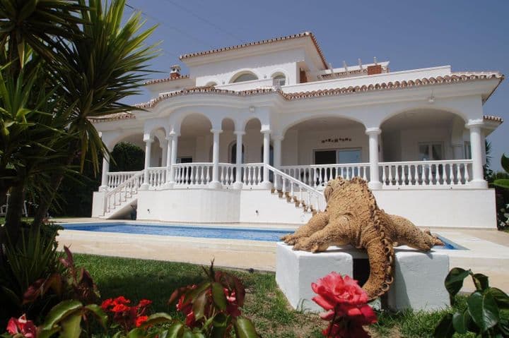 4 bedrooms house for rent in Mijas Costa, Spain - Image 2