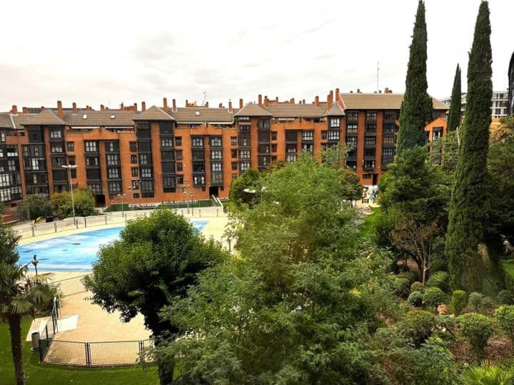 4 bedrooms apartment for sale in Madrid, Spain - Image 4